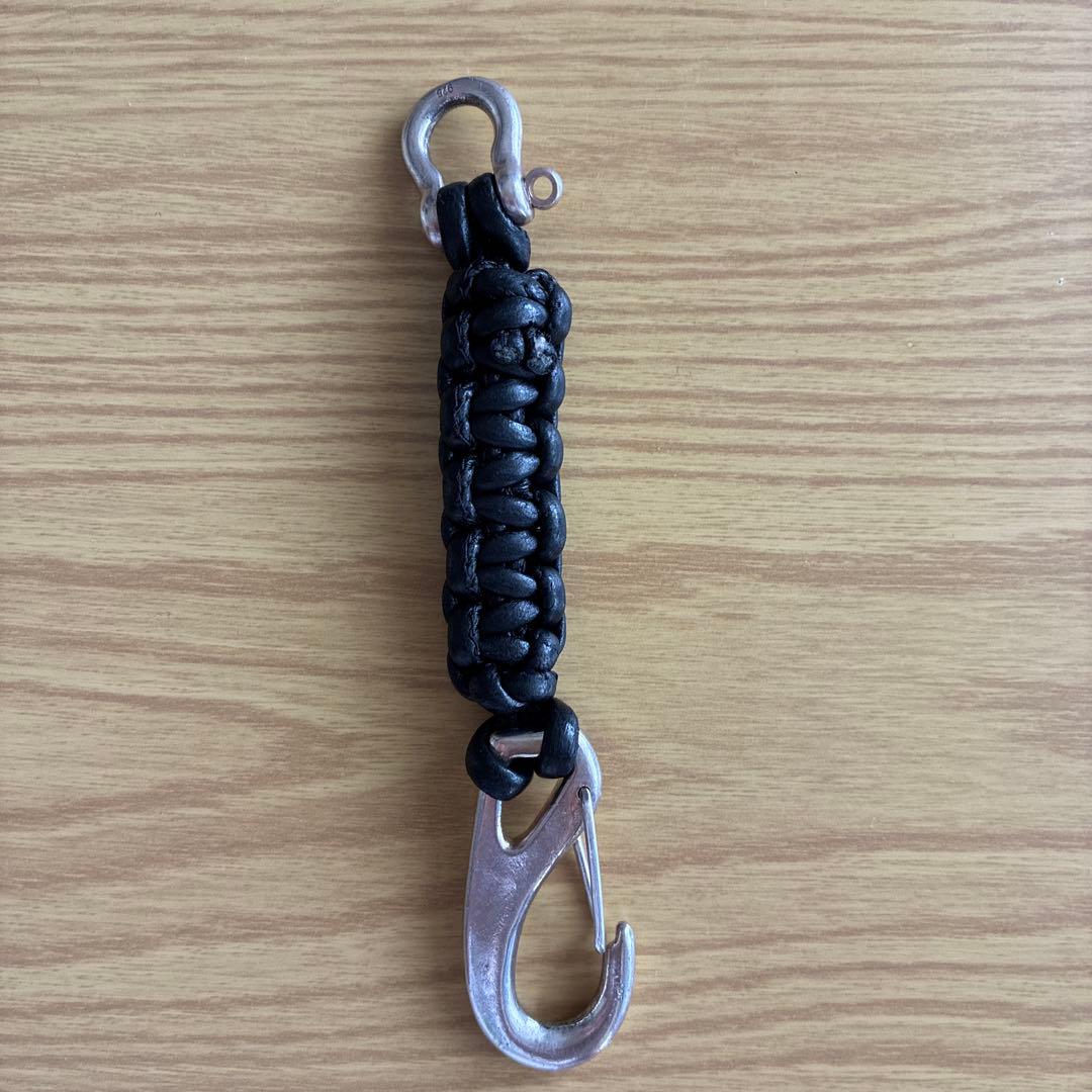 DECI Carabiner Macrame Keychain　OVY