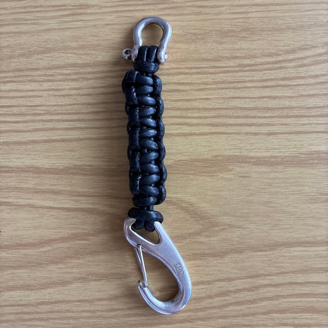 DECI Carabiner Macrame Keychain　OVY