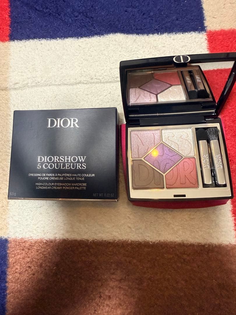 Dior サンククルール850デアリング ライラック アイシャドウパレット