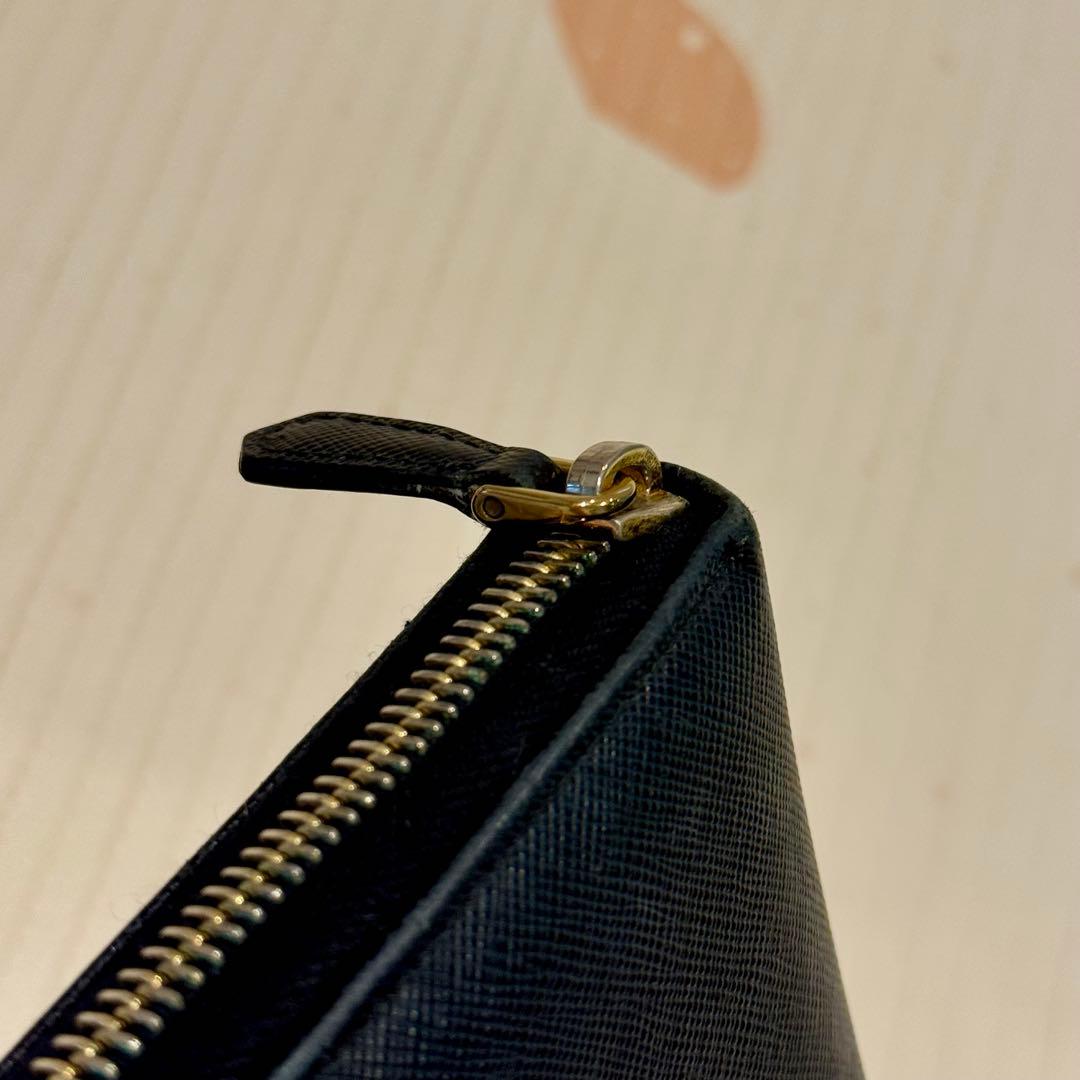 d*n様 PRADA プラダ 長財布 サフィアーノ ブラック 1M1188