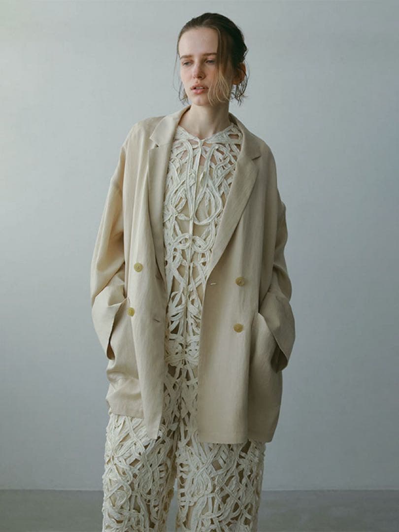 ETRE TOKYO ダブルブレストエアリージャケット