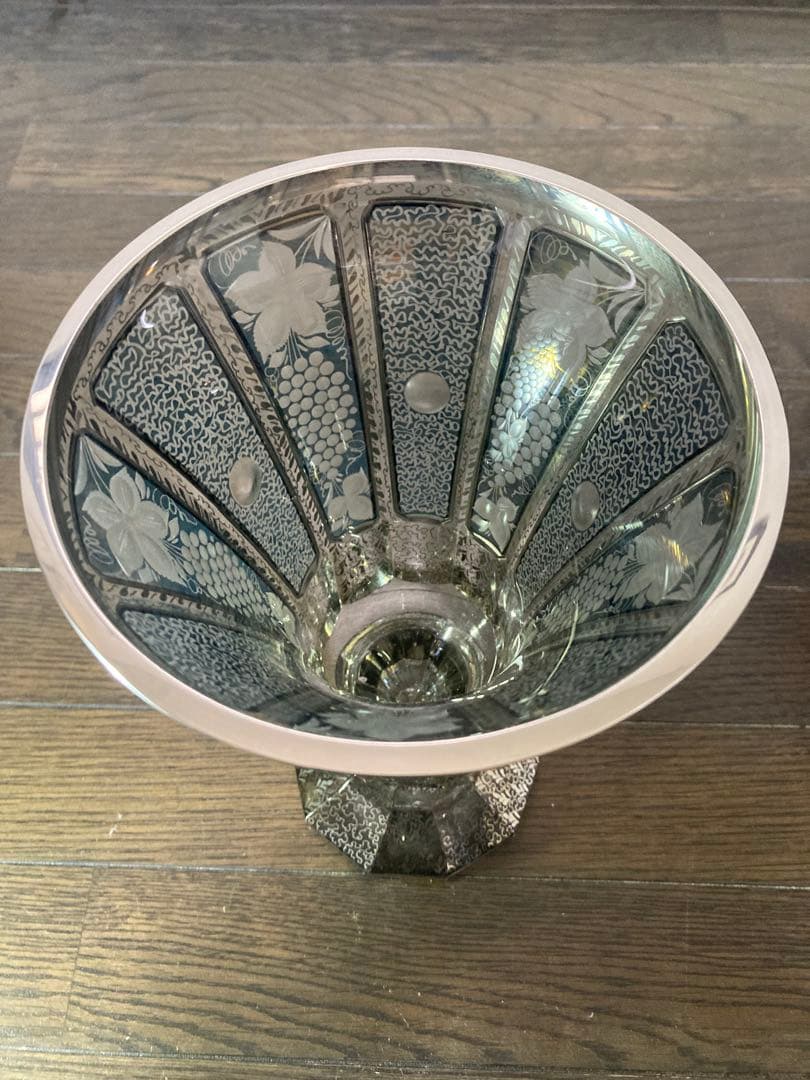 ボヘミアングラス　エーゲルマンモドレー　花瓶