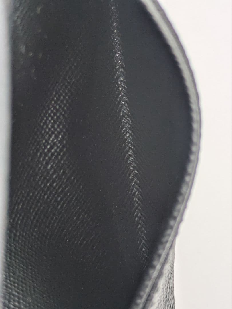 新品✨ルイヴィトン 名刺入れ タイガ アンヴェロップ カルトドゥヴィジット 黒