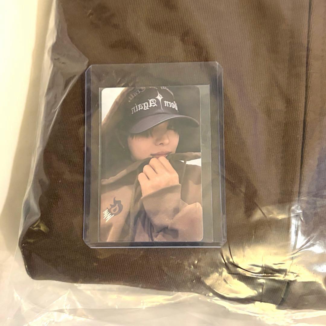 韓国　ald1 EUPHORIA OFFICIAL MD リオ　LEOパーカー