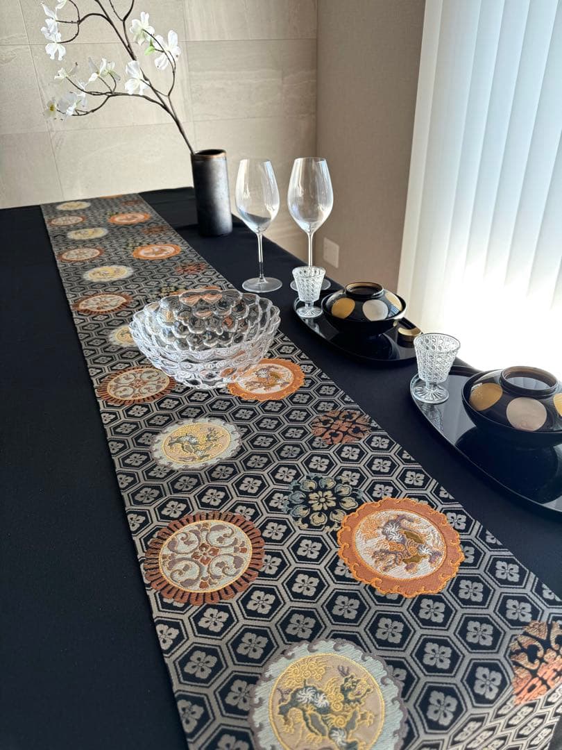 専用◼︎C1128高級袋帯 正絹 絵皿文 亀甲花菱文 テーブルランナー〜280cm