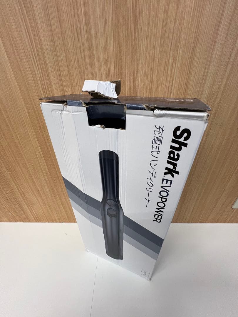 EVOPOWER 充電式ハンディクリーナー未使用ですが 箱にダメージ有り