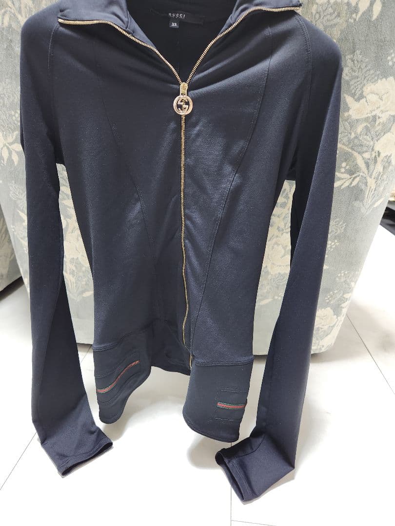 美品　グッチ 　シェリーライン　チャーム突き　ジャケット　黒XS