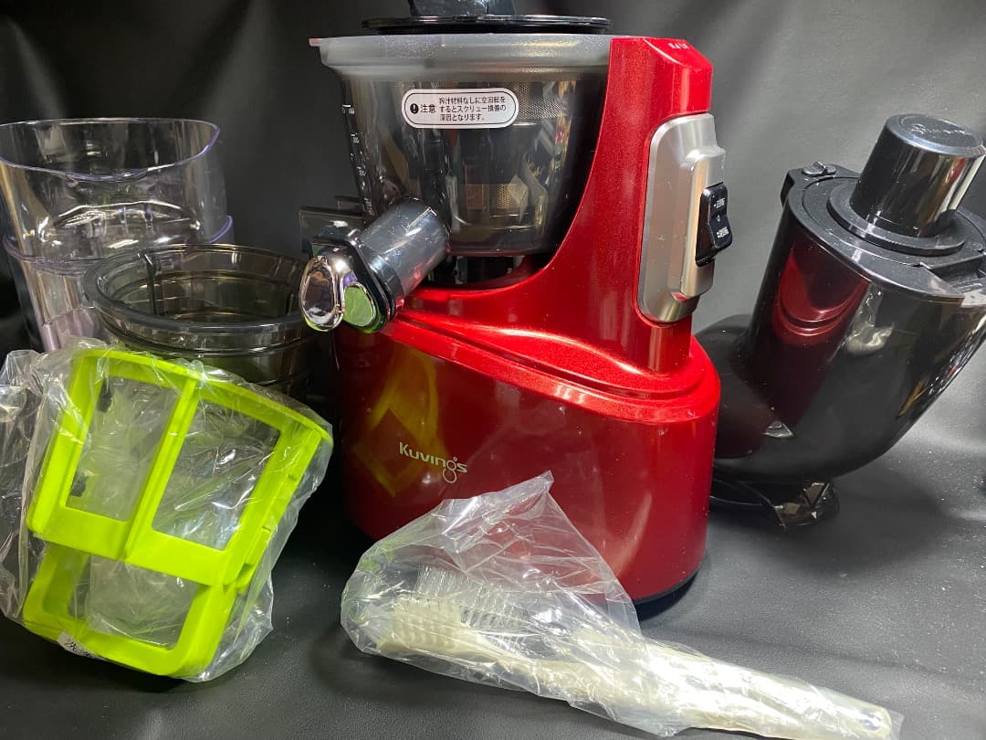 【新品未使用】Kuvings クビンス サイレント ホールスロージューサー