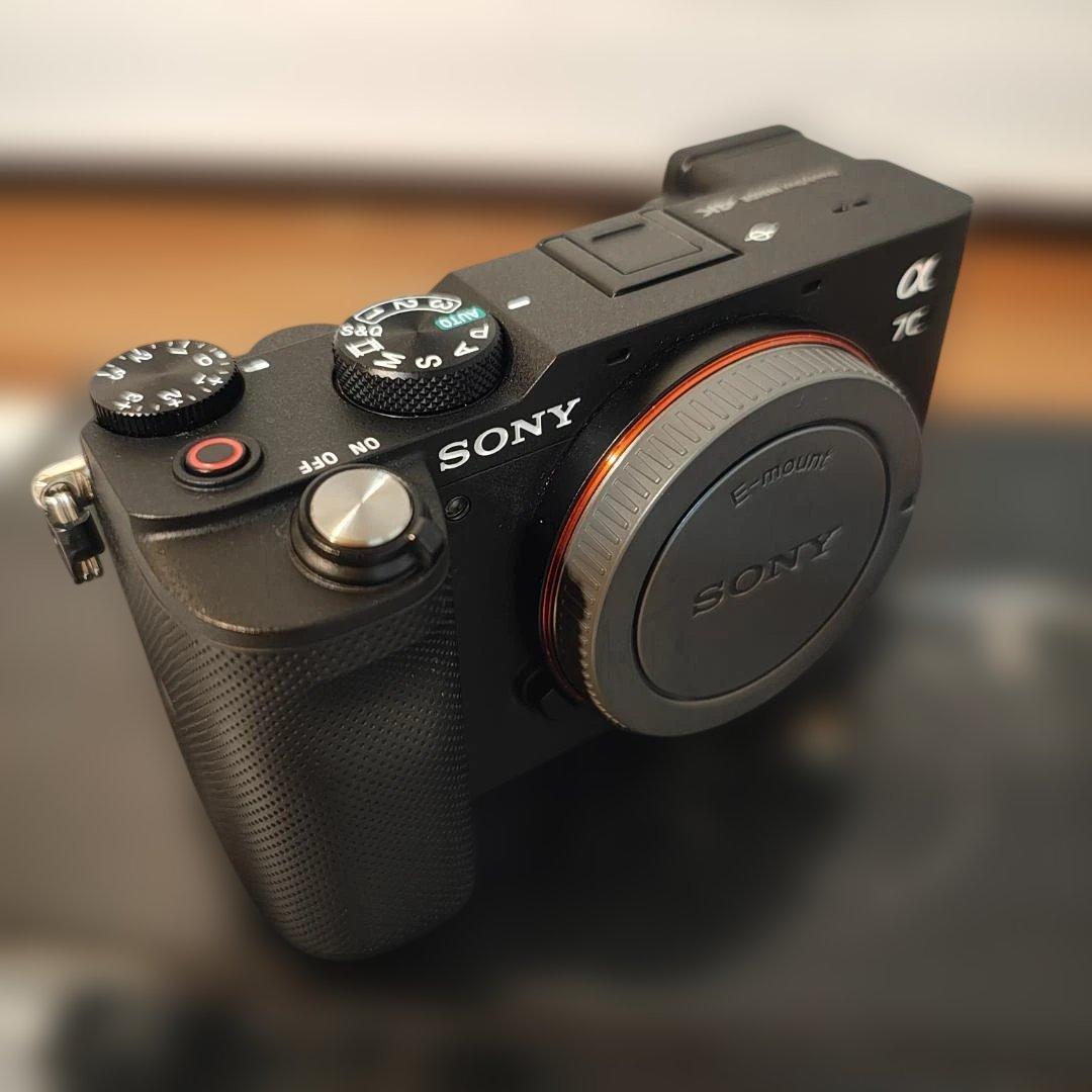 【超美品】【ショット数：5236枚】ソニー SONY α7C ブラック