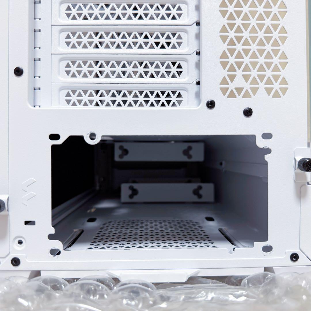 《値下げ中》Fractal Design Pop Silent PCケース