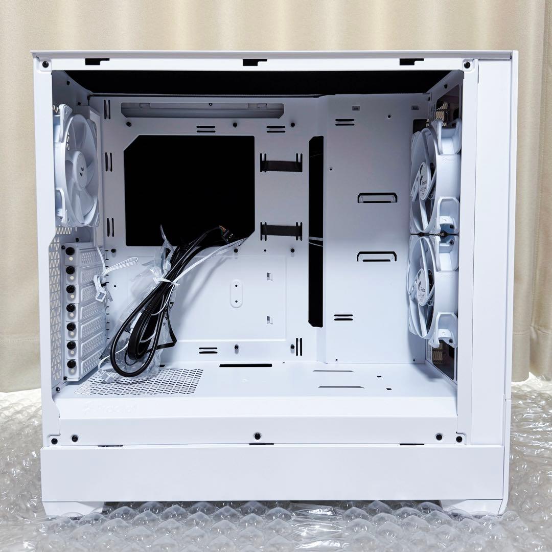 《値下げ中》Fractal Design Pop Silent PCケース