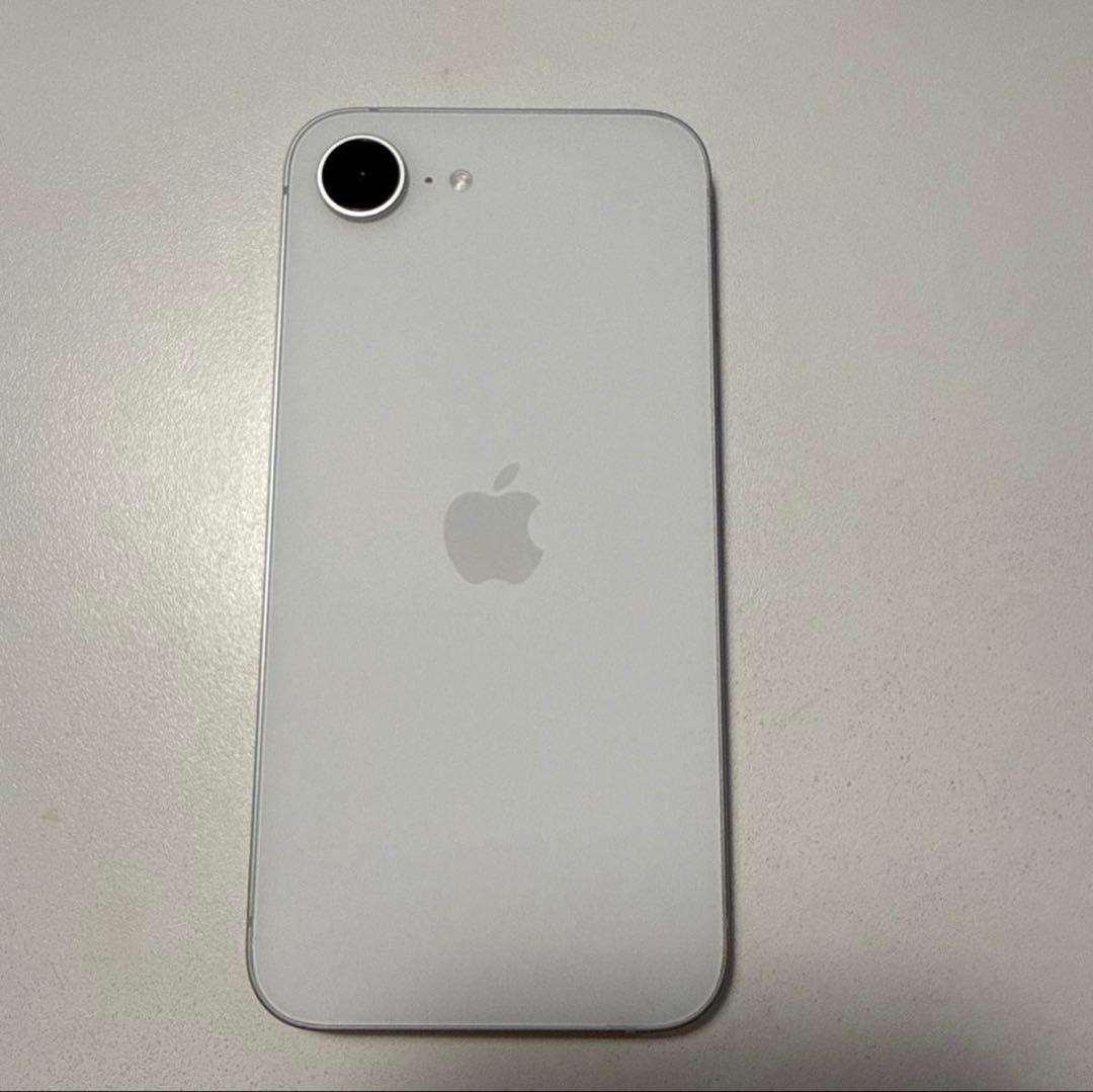 【超美品】日本版 iPhone16e 128GB SIMフリー ホワイト