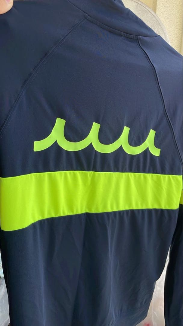 【美品】muta ムータ ラッシュガード 上下セット 紺×蛍光ライン