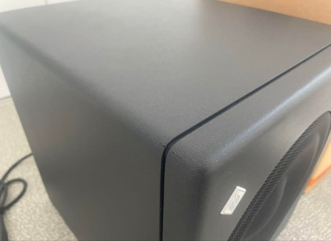 Neumann KH 750 DSP サブウーファー