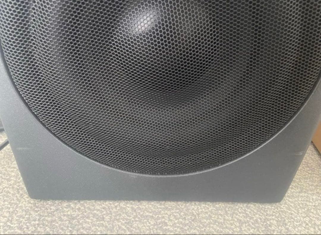 Neumann KH 750 DSP サブウーファー