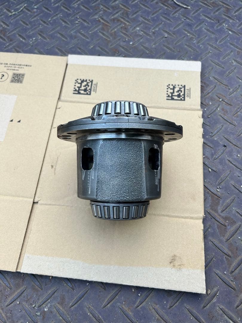 ※オカジマ様　　ジムニー JA11 LSD 純正OP 機械式 リアデフ 中古