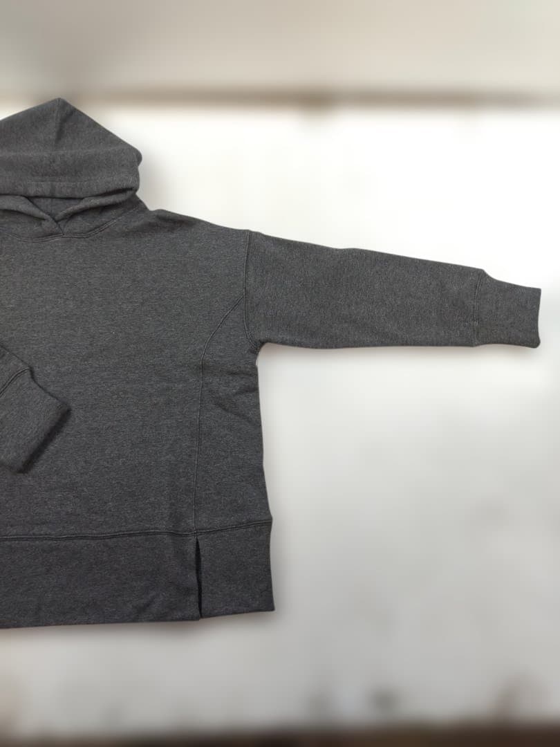 も*み様 未使用 ドレスハーセルフ ウォームシルク パーカー チャコールグレー