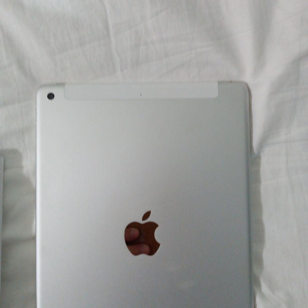 Apple iPad (第7世代) Wi-Fi + Cellular 32GB