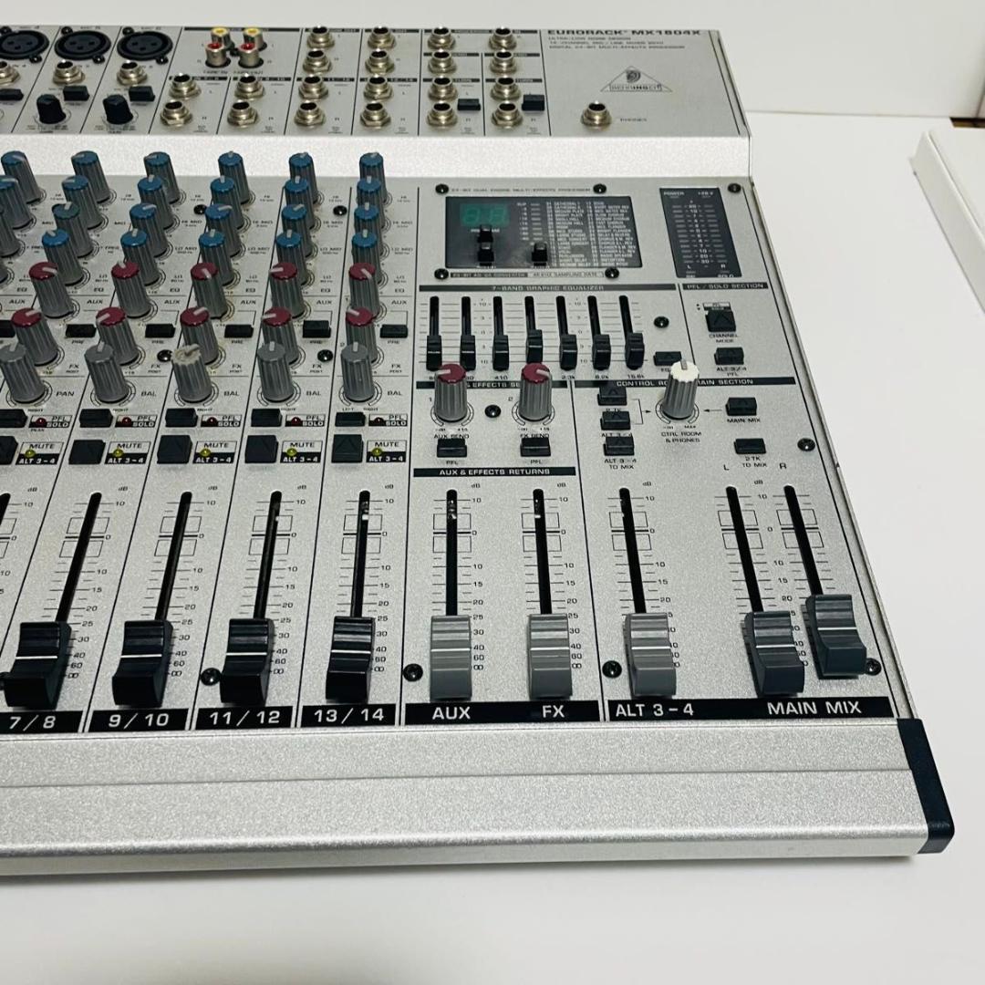 希少　 ジャンク扱い　BEHRINGER 　mx1804x EURORACK
