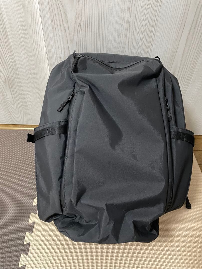 ユニクロ　ファンクショナルバックパック＋S
