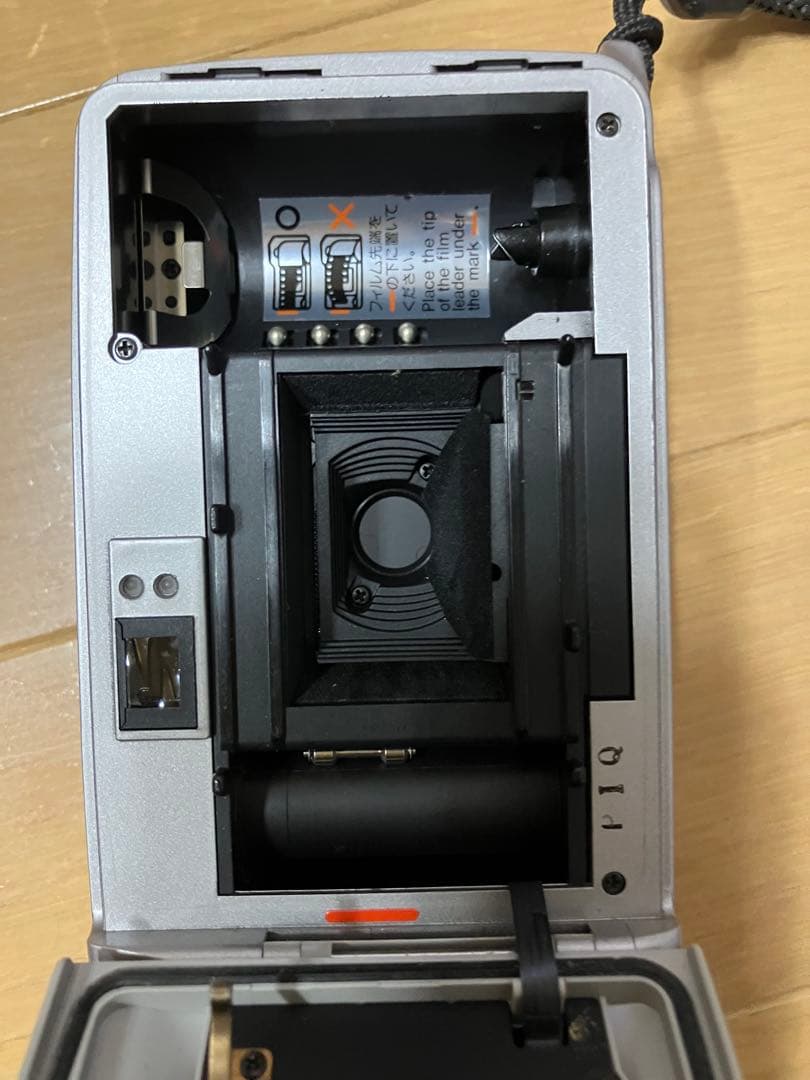 パンダ様　京セラ フィルムコンパクトカメラ