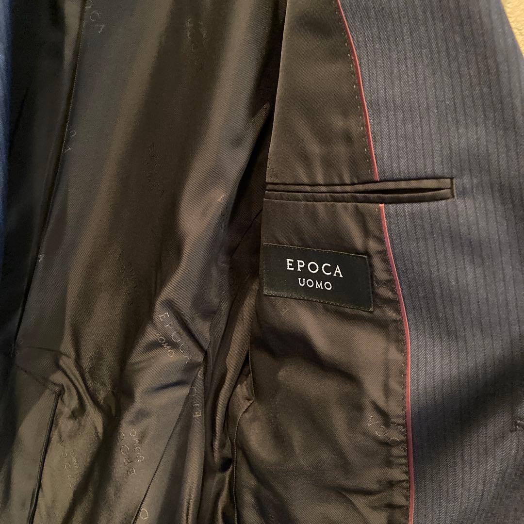 綾鷹ティー 美品！EPOCA UOMO ダークブルーのストライプスーツ