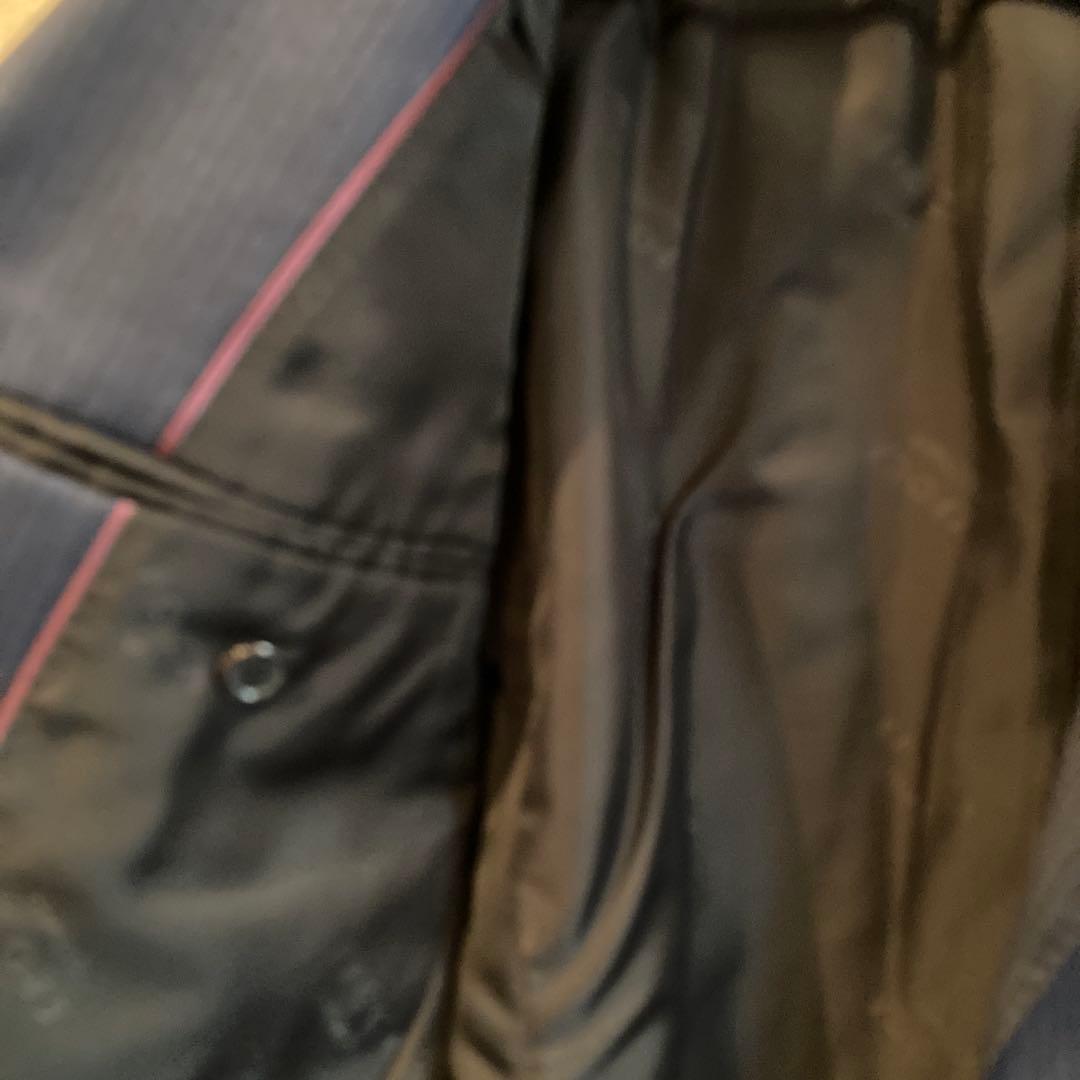 綾鷹ティー 美品！EPOCA UOMO ダークブルーのストライプスーツ