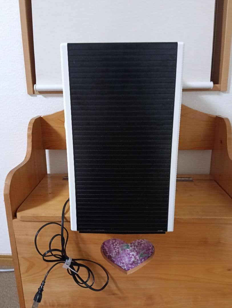 22年製Dainichi Plus ハイブリット加湿器 ホワイト 小傷あり