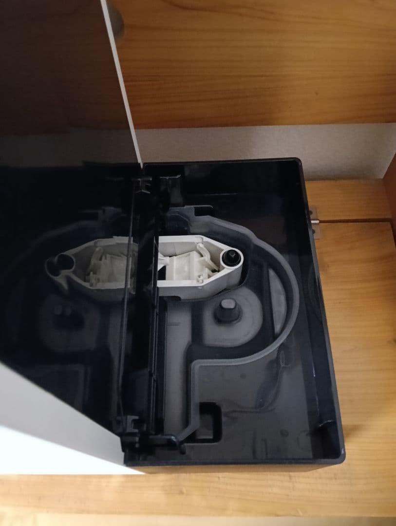 22年製Dainichi Plus ハイブリット加湿器 ホワイト 小傷あり