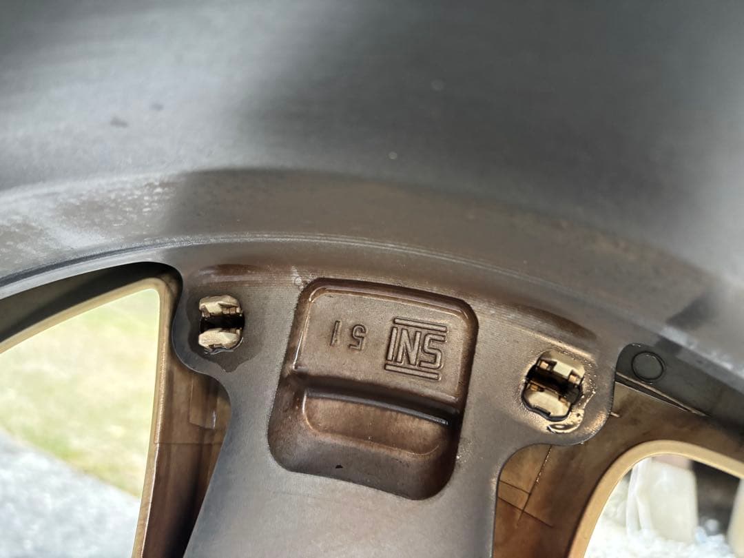 トヨタ 50プリウス純正ツーリング　S17インチ タイヤホイールセット