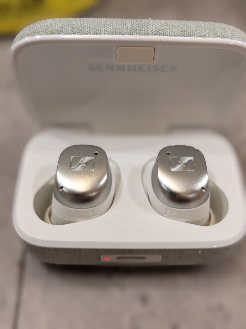 イヤホン Sennheiser MOMENTUM True