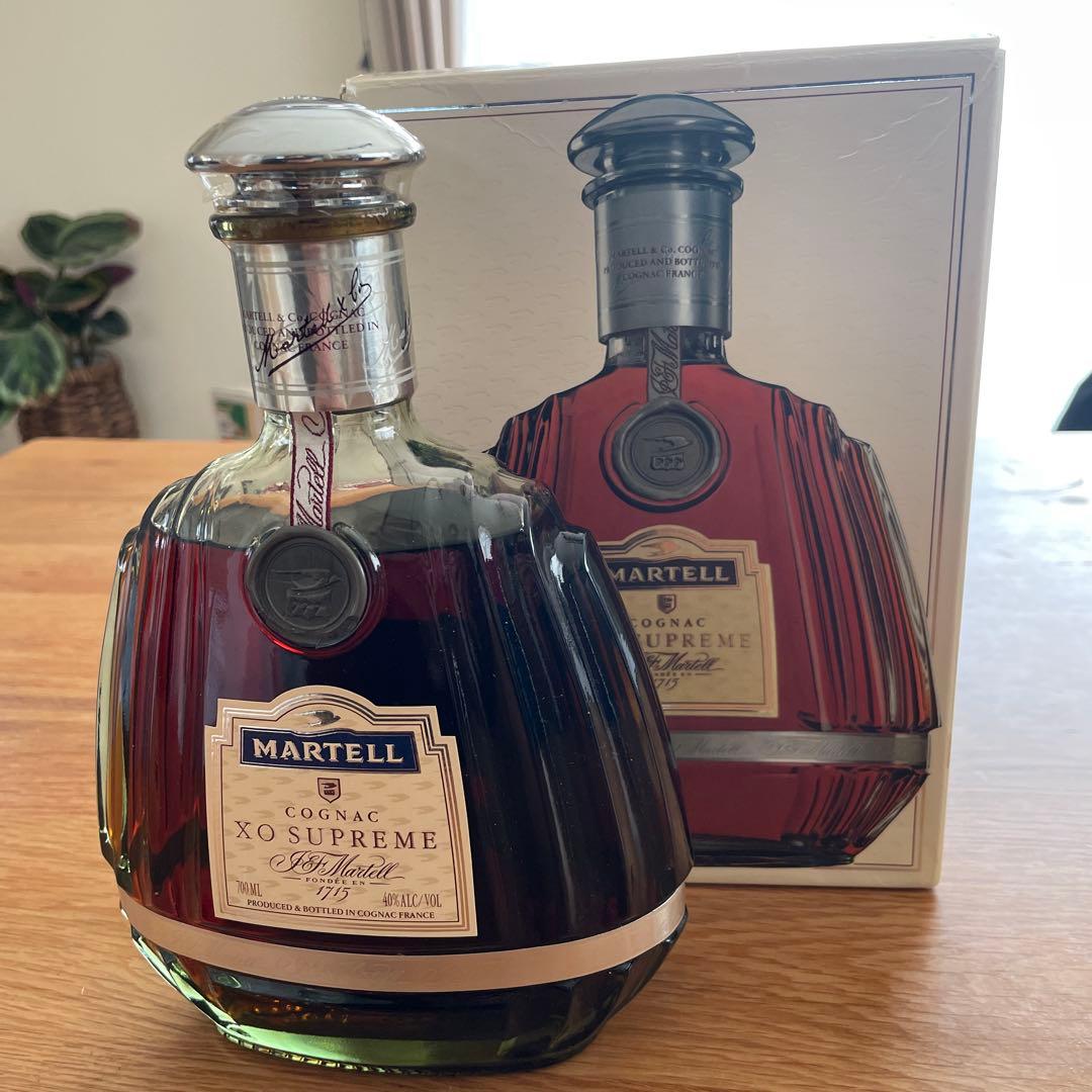 MARTELL XO SUPREME コニャック 700ml 箱入り