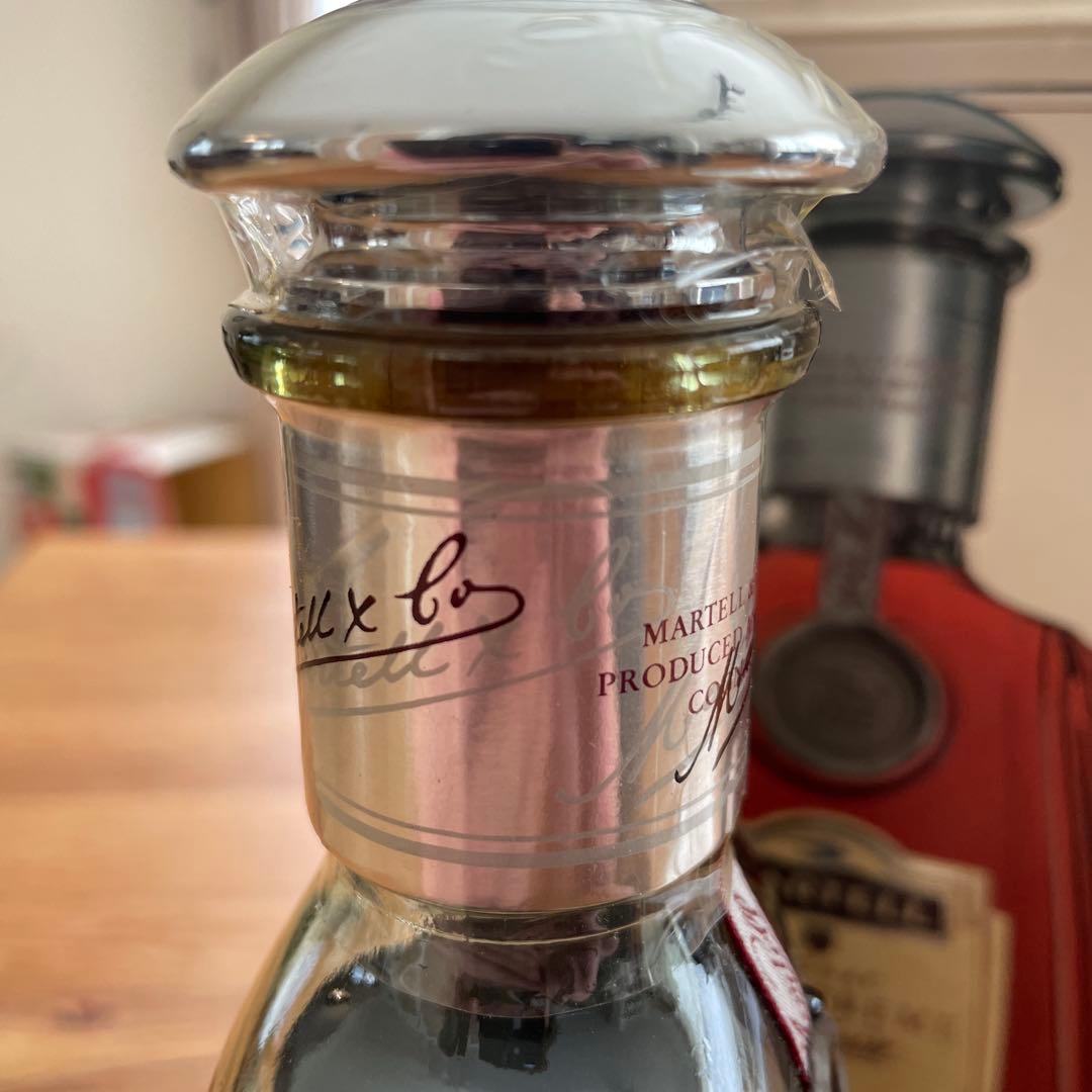MARTELL XO SUPREME コニャック 700ml 箱入り