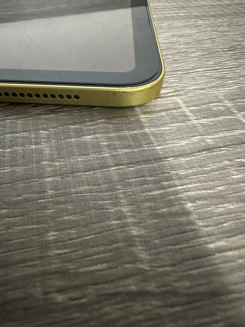 iPad 第10世代 64GB Wi-Fiモデル イエロー　バッテリー94%