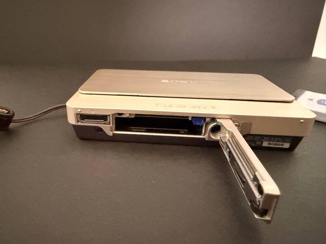 SONY Cybershot 10.1メガピクセル