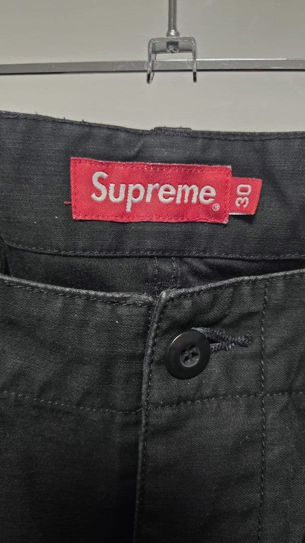 Supreme 黒カーゴパンツ30 22AW