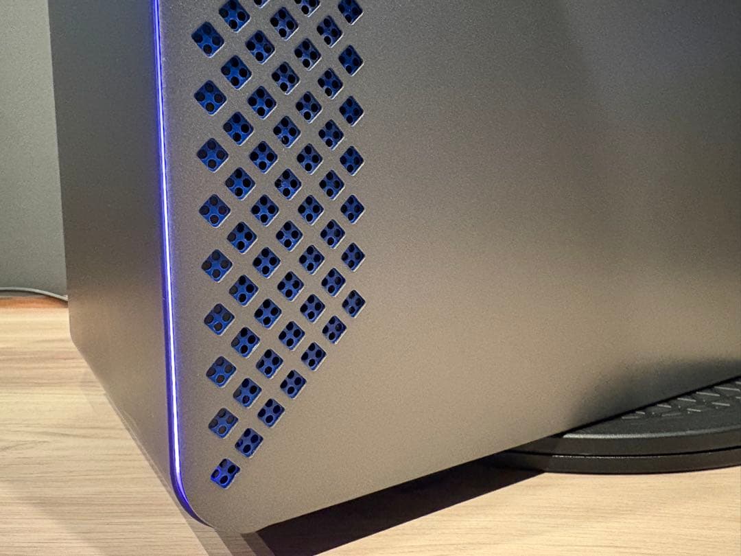 RTX4070ti　SSD2TB ゲーミングpc i7 13700F　ガレリア