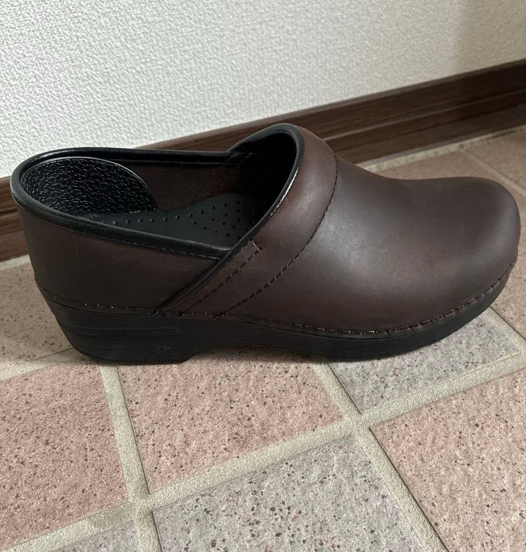 dansko ダンスコ 37サイズ　プロフェッショナル アンティークブラウン