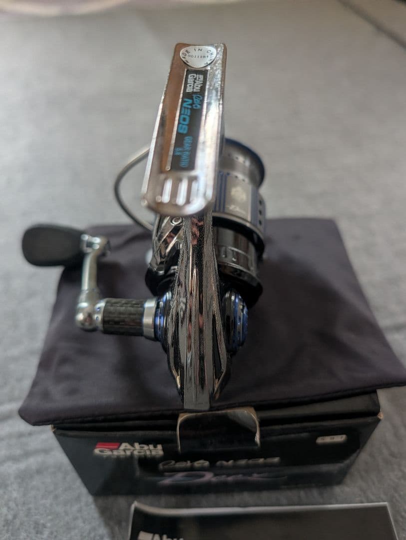 Abu Garcia Revo NEOS Deez スピニングリール
