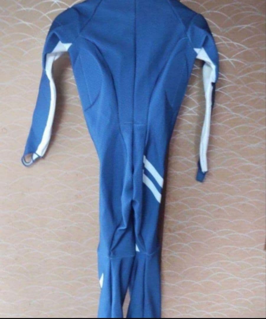 ほぼ新古品 GOLD WIN ゴールドウィン Jr.ワンピース