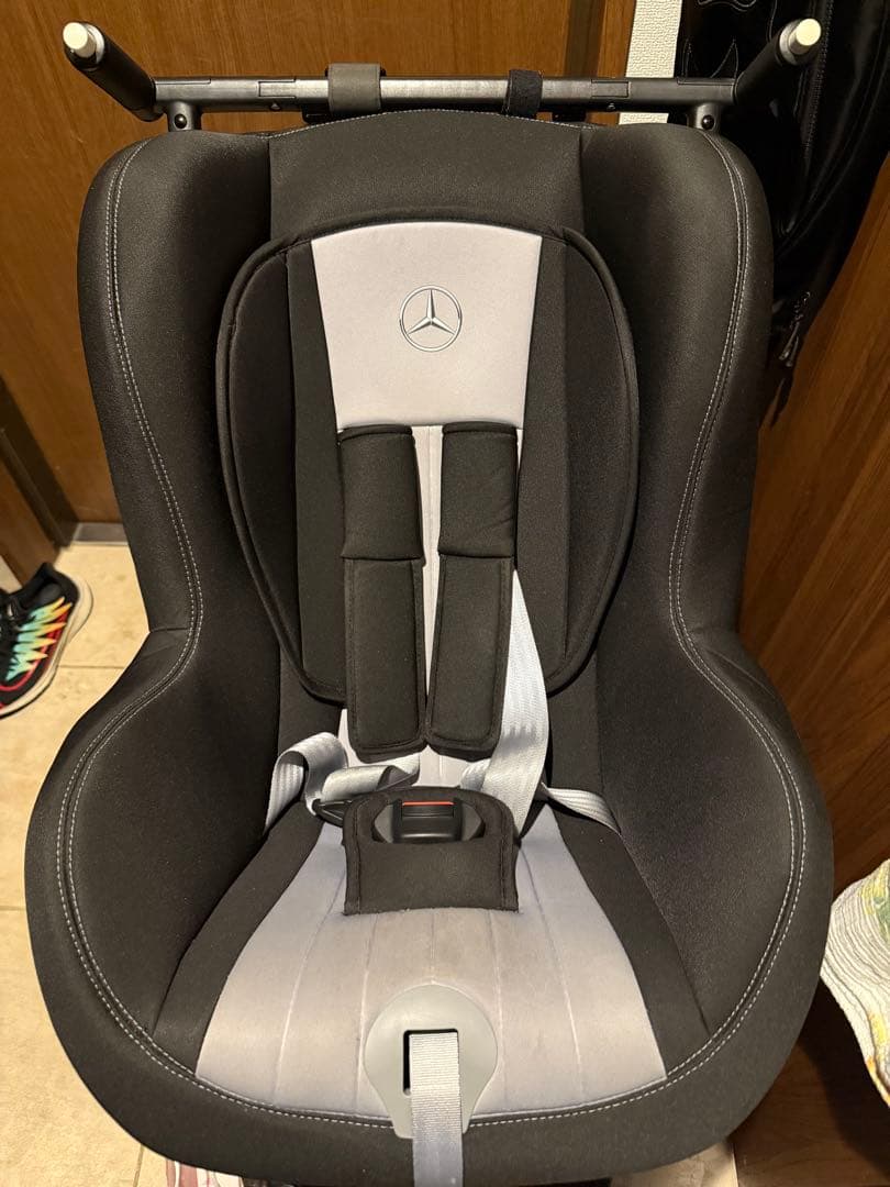 ベンツ チャイルドシート Duo plus ISOFIX ブラック グレー