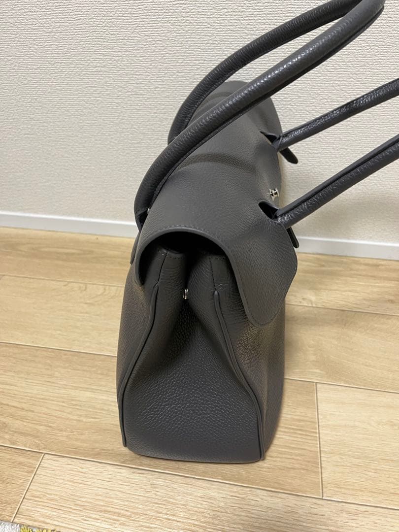 グレー ボックス型 ビジネスバッグ