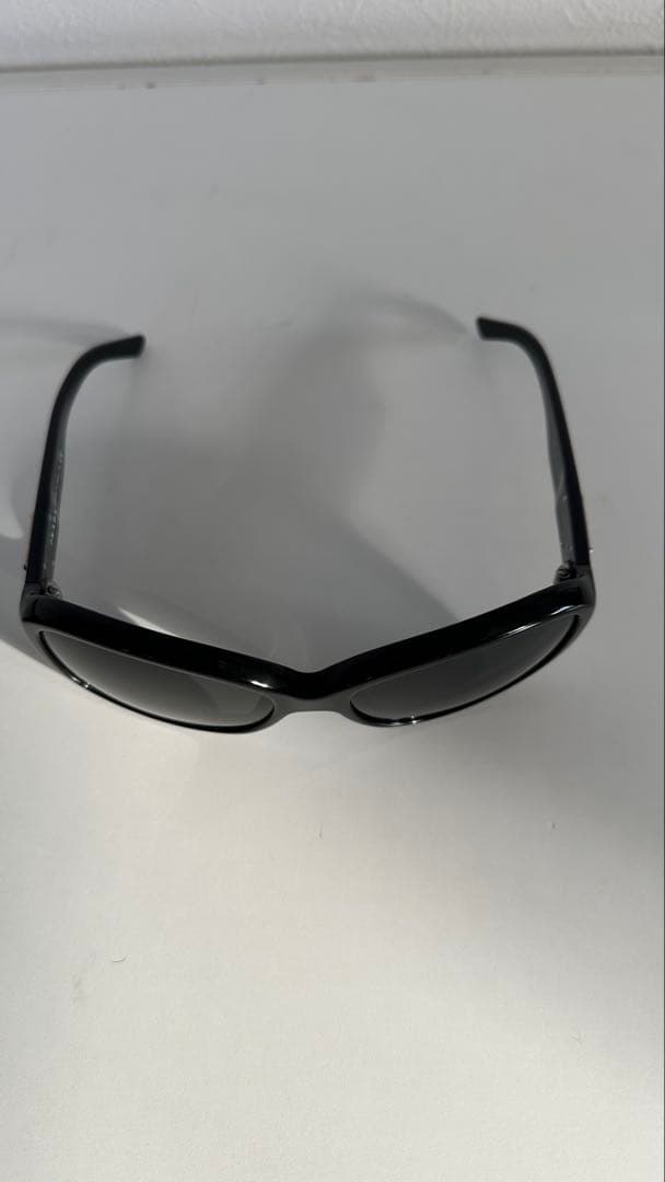 Prada ブラック サングラス