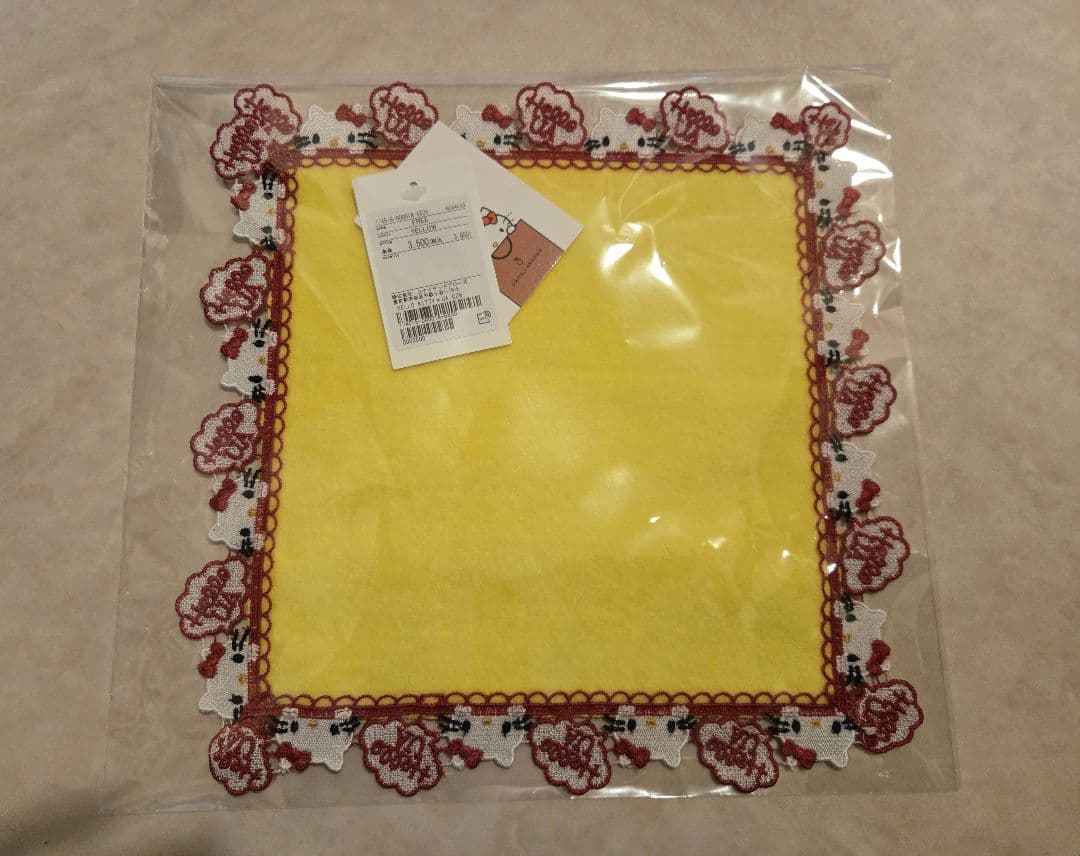 ハローキティ×近沢レース×ユナイテッドアローズコラボハンカチ　ポーチセット