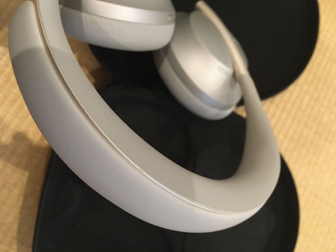 ヘッドホン Noise Cancelling Headphones 700