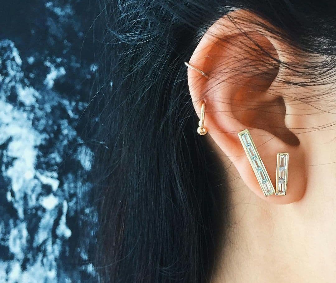 Hirotaka　アイスブルーベリルピアス　10K