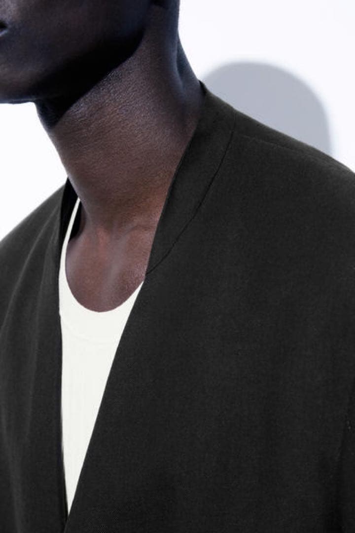 COS atelier ノーカラージャケット