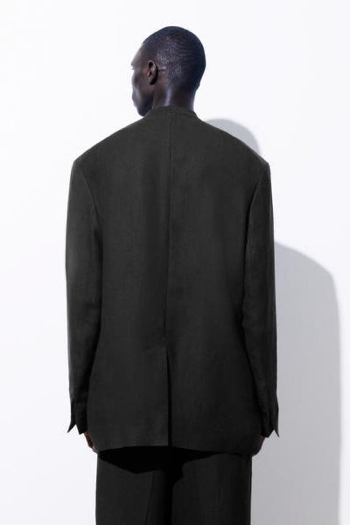 COS atelier ノーカラージャケット