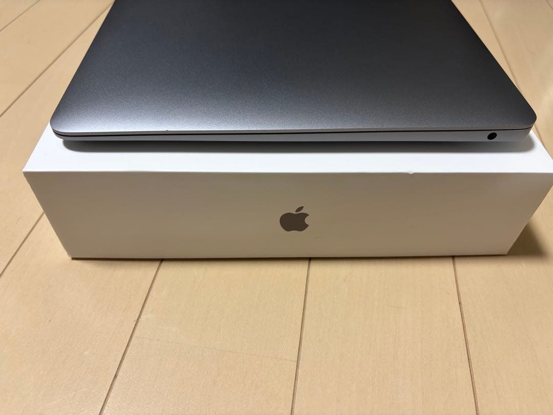 MacBook Air M1 メモリ8GB SSD512GB バッテリー87%