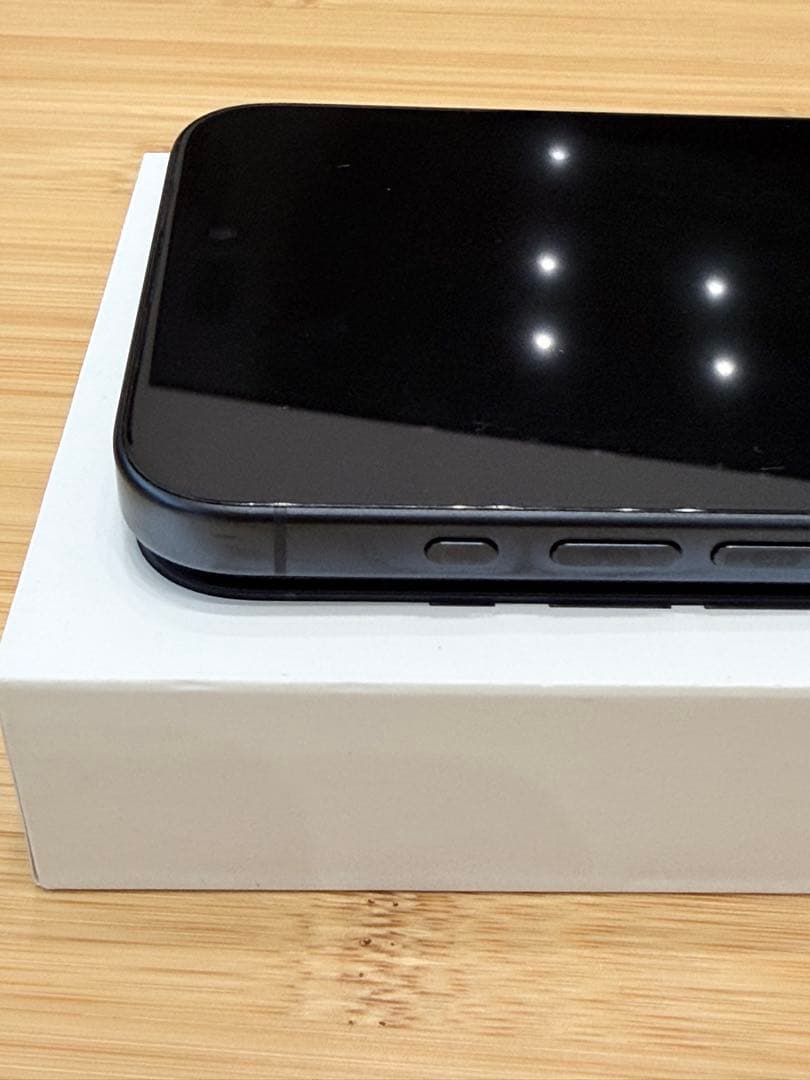 iPhone 15 ProMax ブルーチタニウム　512GB 中古